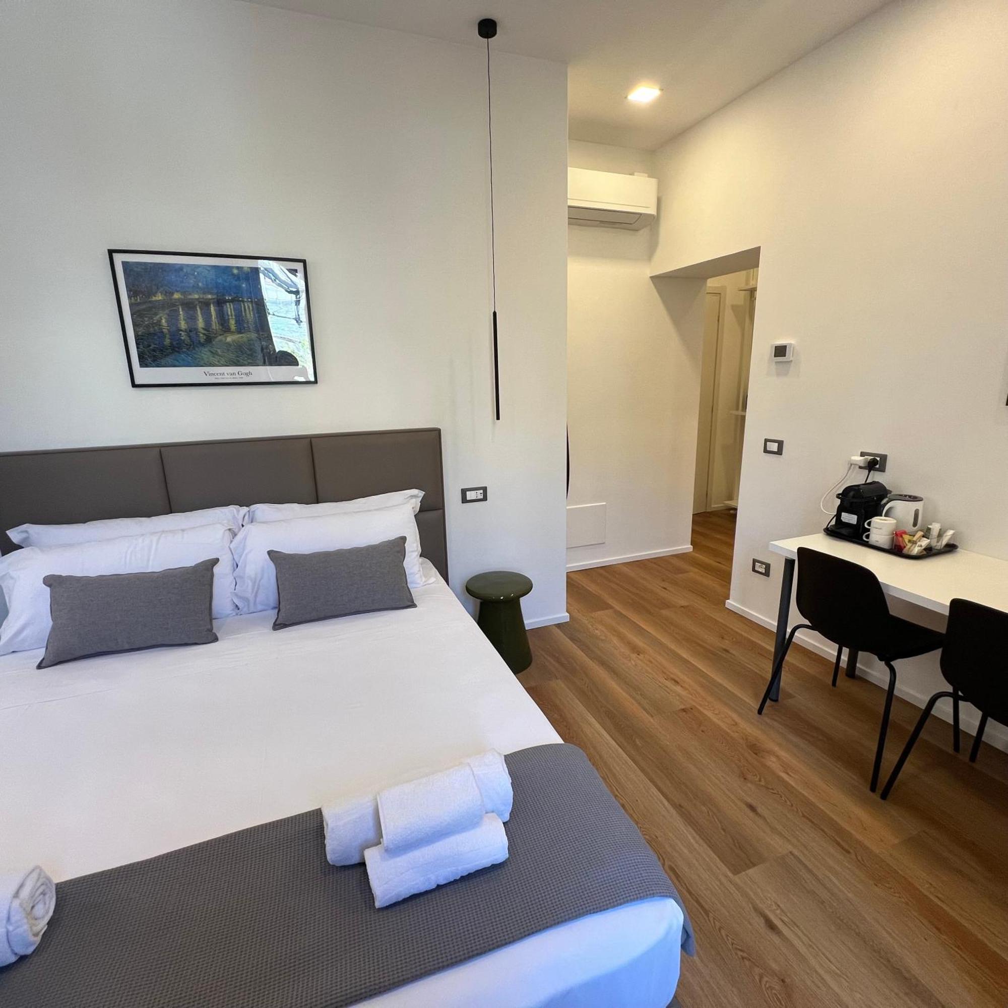 Sunrise Rooms 라스페치아 외부 사진